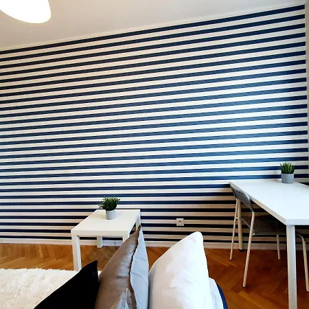 Przy Plazy Vi Apartamento